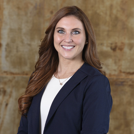 Headshot photo of Courtney Porter